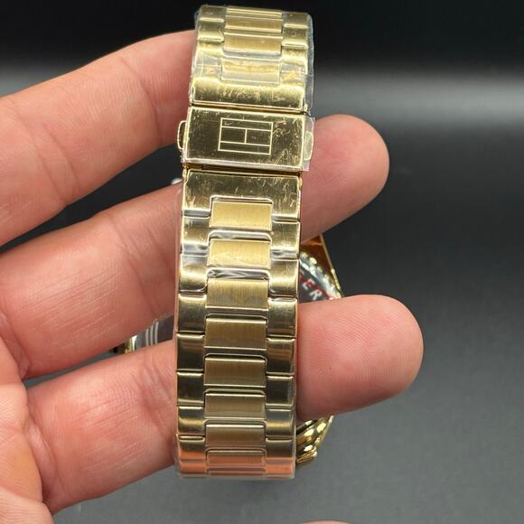 Tommy Hilfiger Griffin 1710457 Men’s 43mm Gold Stainless Steel Quartz NIBWT - Picture 9 of 17